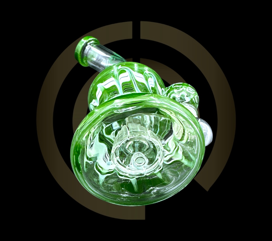 True Glass Water Pipe - Tex Vase w/ Gear Perc (7")