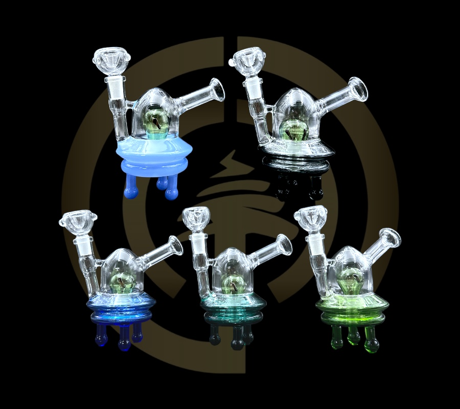 Glass Water Pipe - Mini UFO (6")